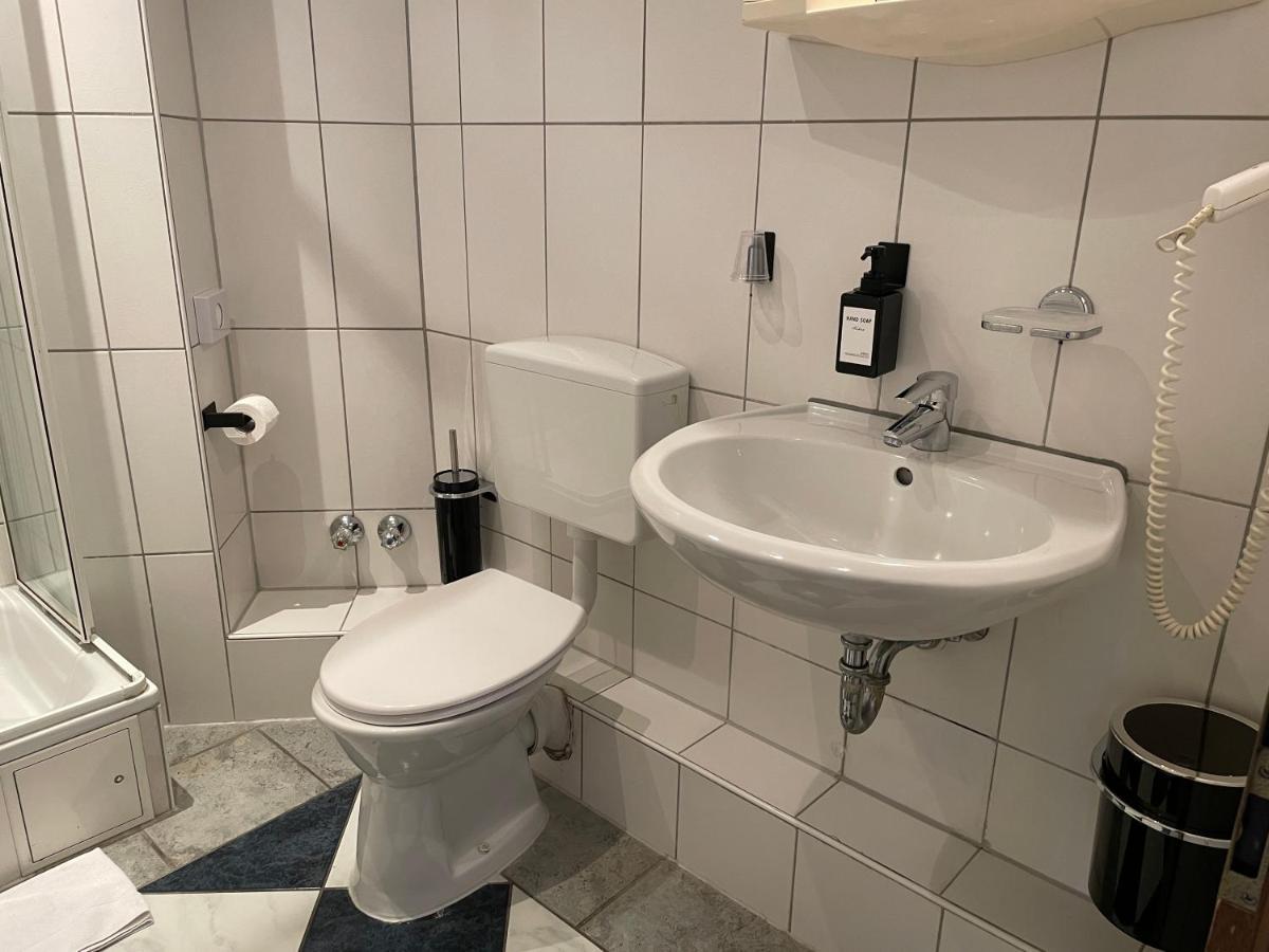 Hotel Am Ledermuseum Offenbach am Main Buitenkant foto